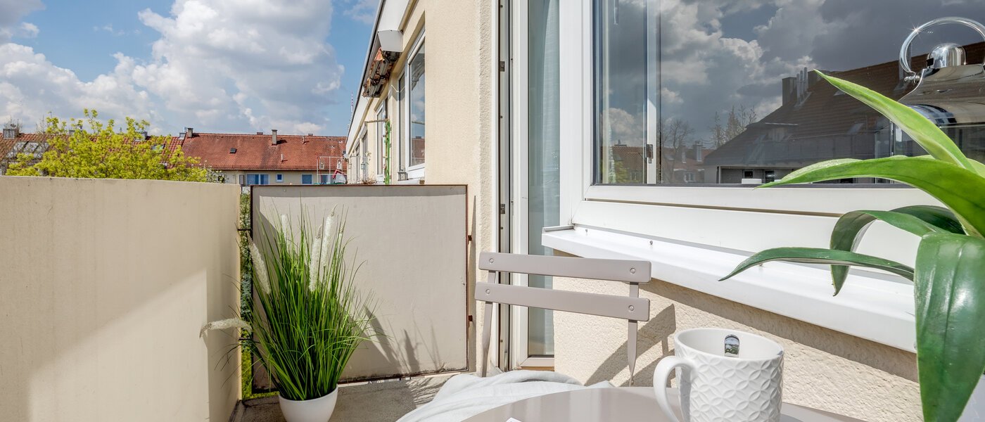 apartamento München Schwabing-Georgenschwaige 02 balcón 1561