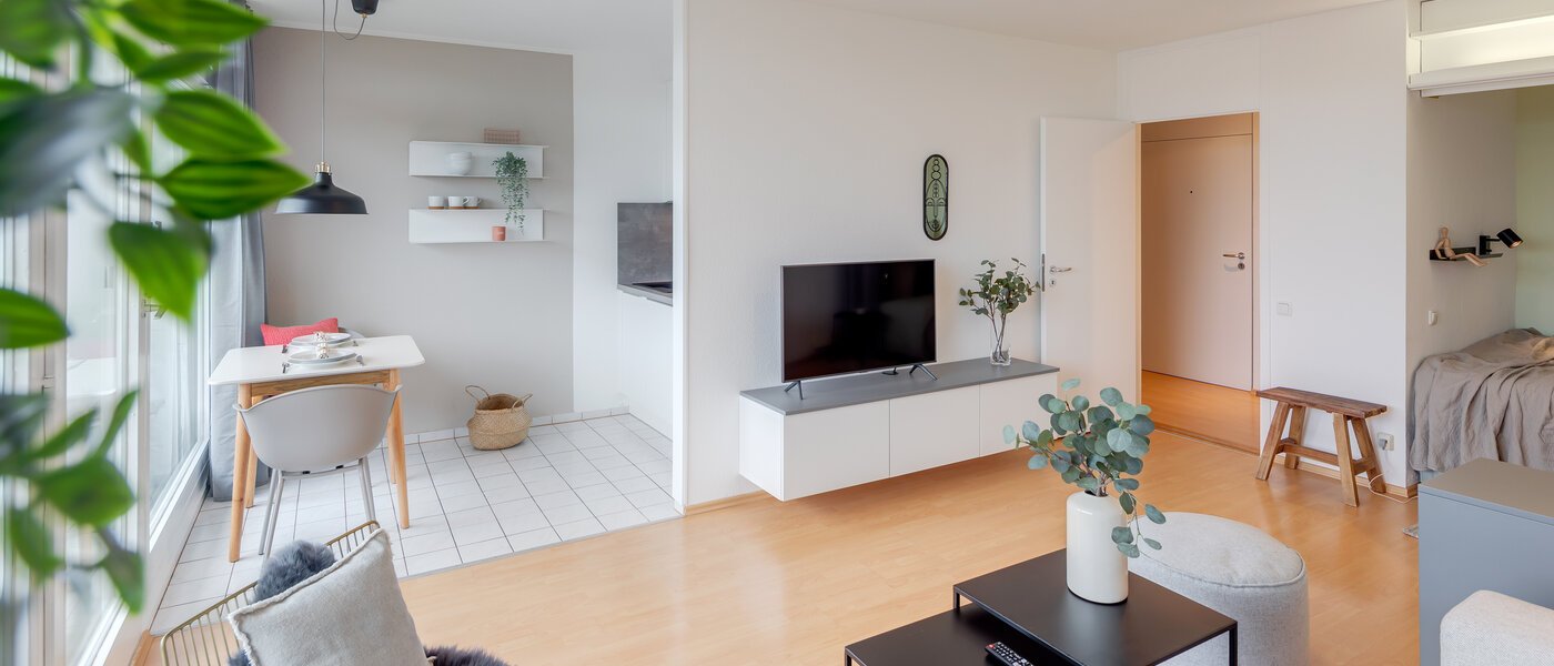 apartamento München Schwabing-Nord (zw. Leopoldstraße & Englischen Garten) 04 zona de día  1739