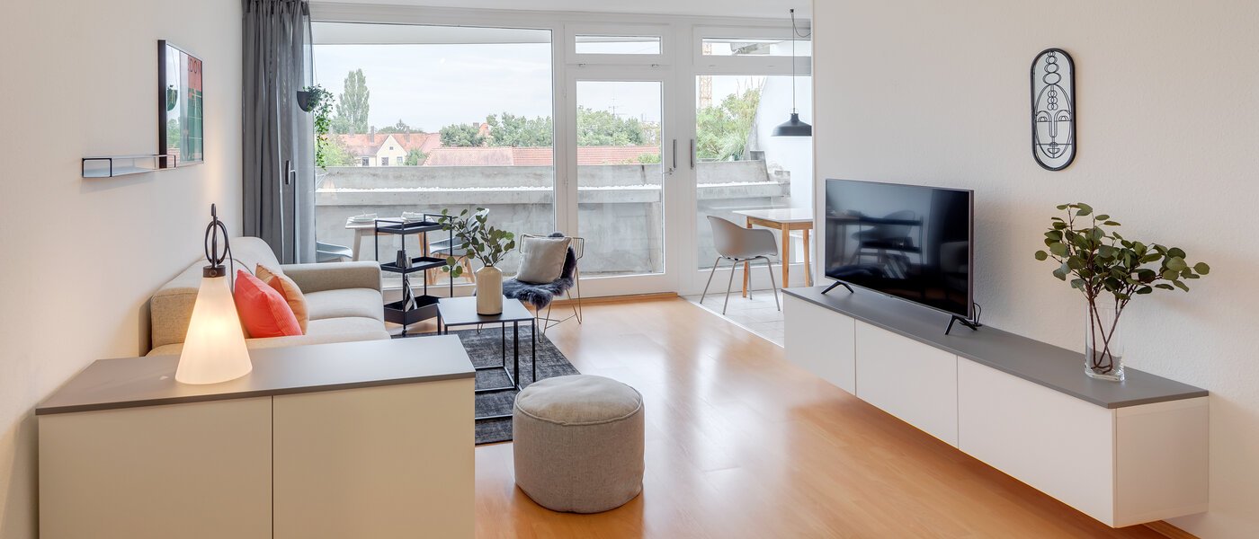 apartamento München Schwabing-Nord (zw. Leopoldstraße & Englischen Garten) 06 zona de día  1739