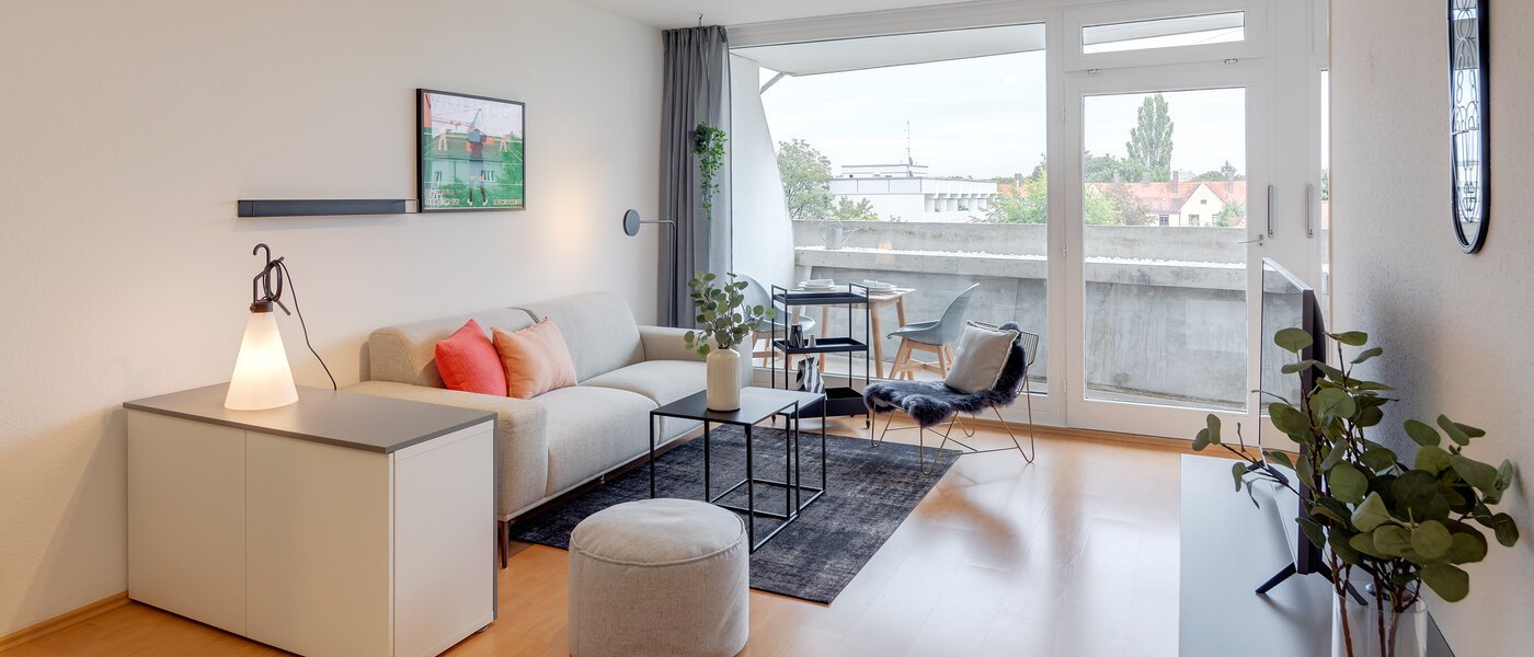 apartamento München Schwabing-Nord (zw. Leopoldstraße & Englischen Garten) 07 zona de día  1739