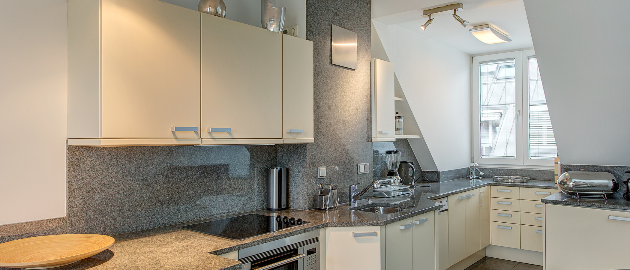 dúplex München Schwabing (rechts der Leopoldstraße) 01 cocina 2018