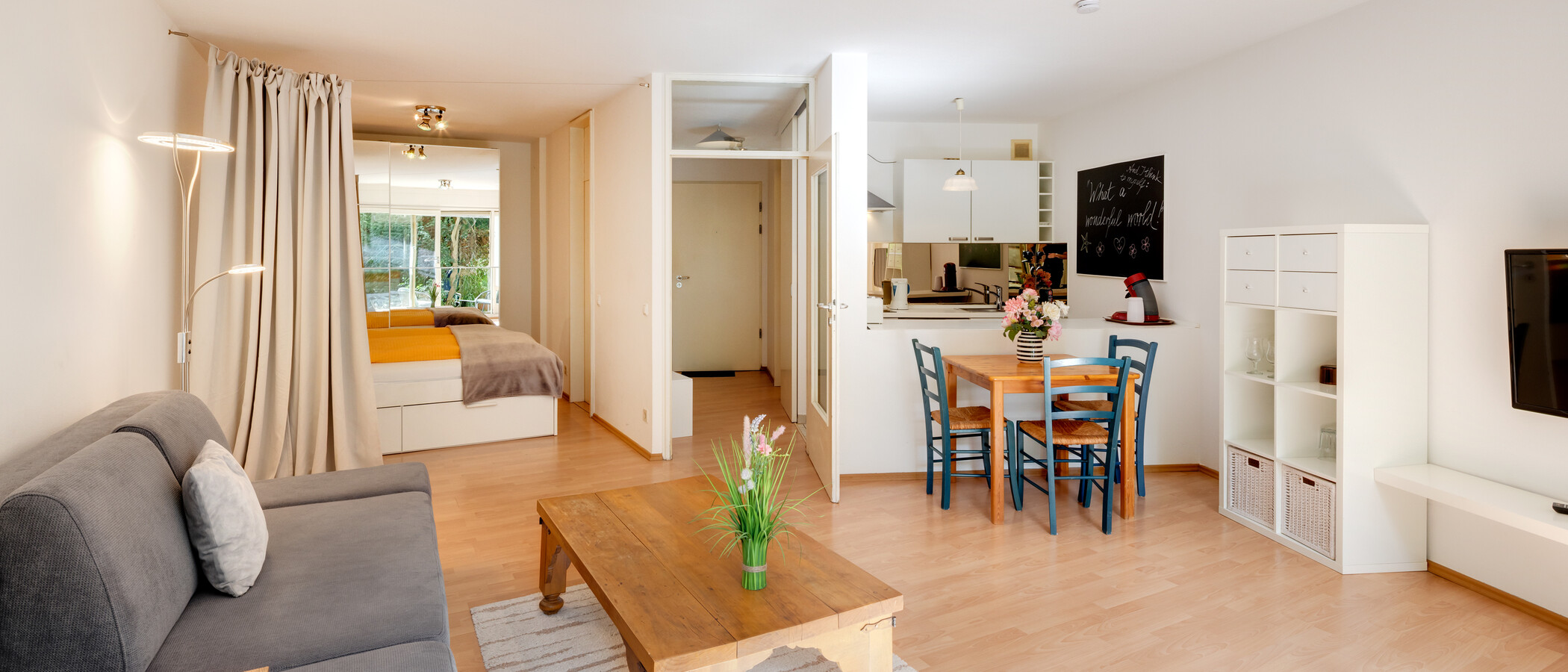apartamento München Schwabing-West (rund um den Hohenzollernplatz) 03 zona de día  2225