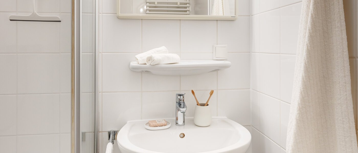 apartamento München Schwabing-Nord (zw. Leopoldstraße & Englischen Garten) 02 baño 2242