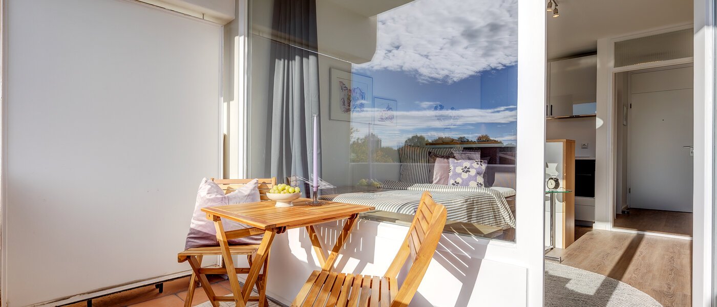 apartamento München Schwabing-Nord (zw. Leopoldstraße & Englischen Garten) 01 balcón 2242