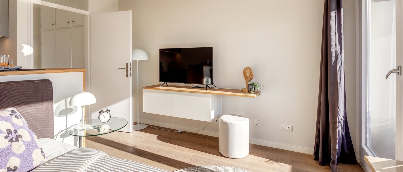 apartamento München Schwabing-Nord (zw. Leopoldstraße & Englischen Garten) 03 zona de día  2242