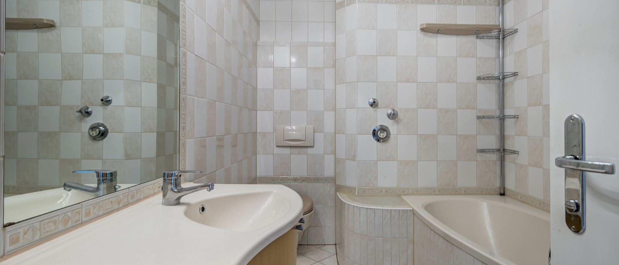 apartamento München Schwabing-West (rund um den Bonner Platz) 01 baño 230
