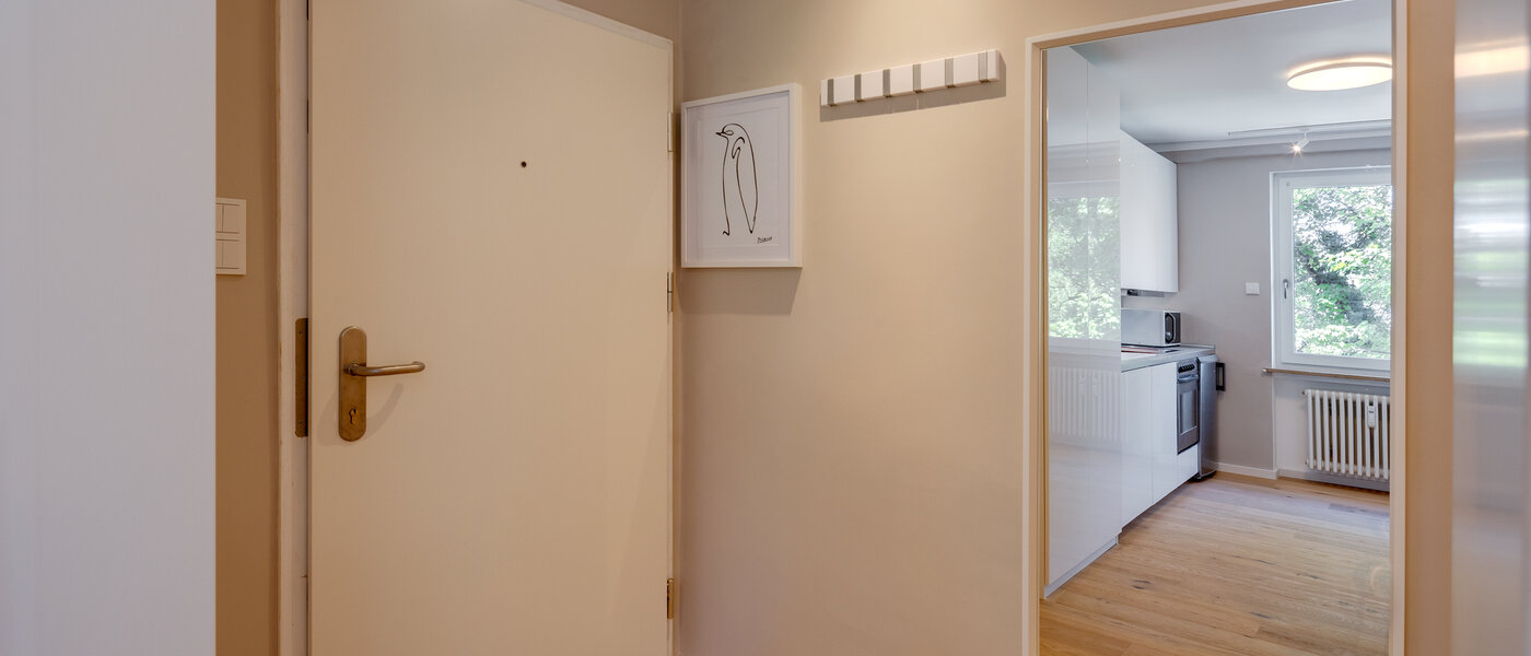 apartamento München Schwabing (links der Leopoldstraße) 02 pasillo 2407