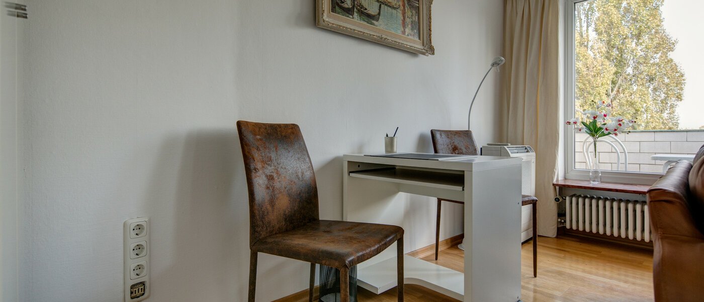 apartamento München Schwabing (rechts der Leopoldstraße) 05 salón 2486