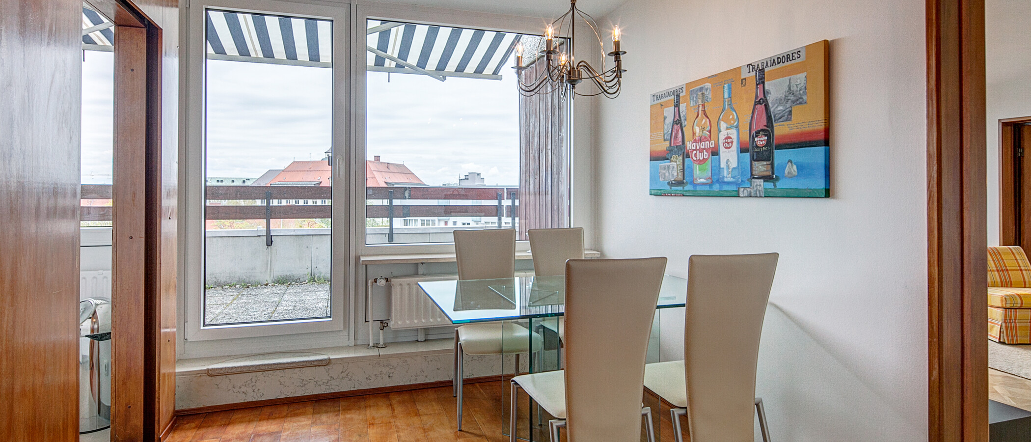 ático con terraza München Maxvorstadt 01 comedor 255
