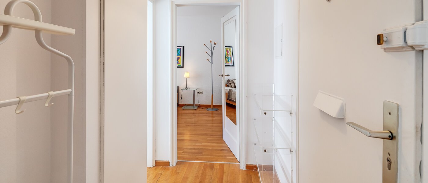 apartamento München Schwabing-West (rund um den Hohenzollernplatz) 02 pasillo 2568