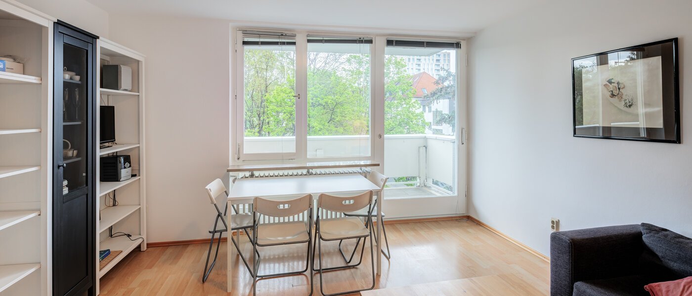 apartamento München Schwabing-Nord (zw. Belgrad- & Leopoldstraße) 01 sala de estar 2635