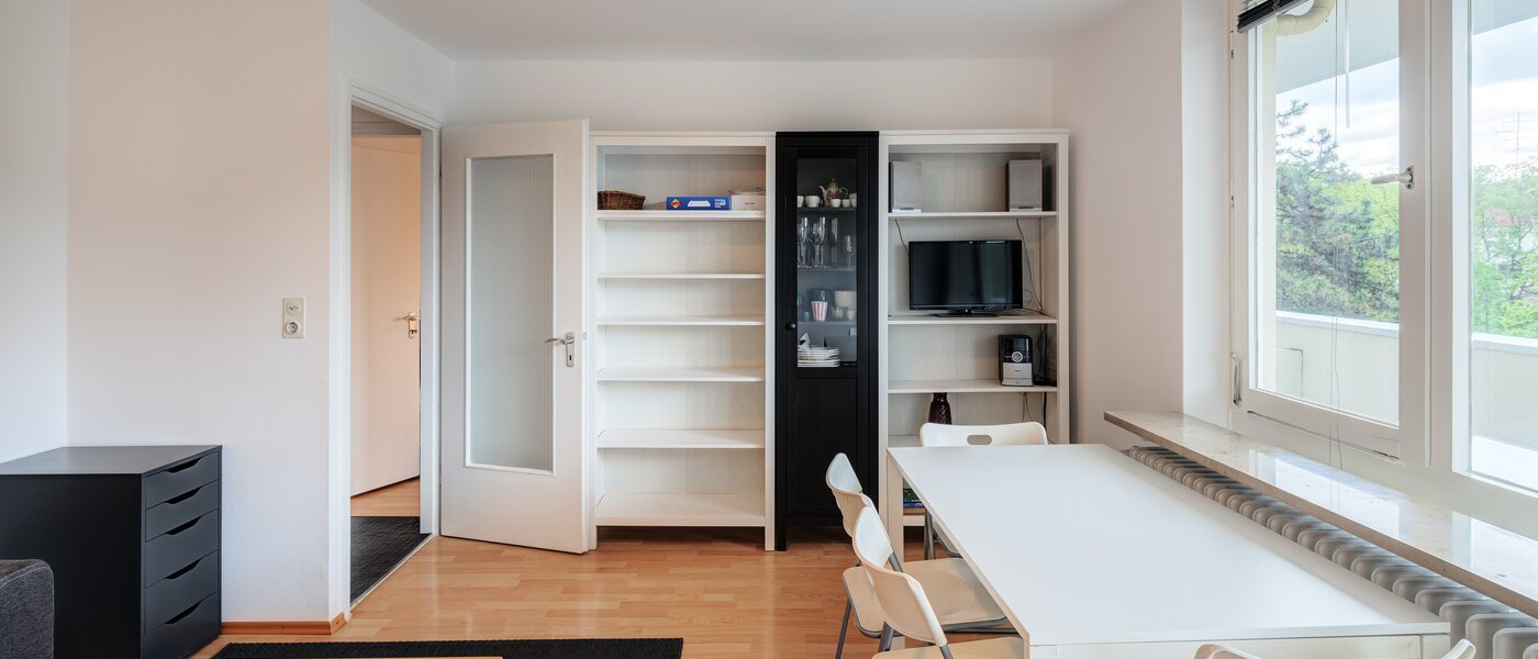 apartamento München Schwabing-Nord (zw. Belgrad- & Leopoldstraße) 04 sala de estar 2635