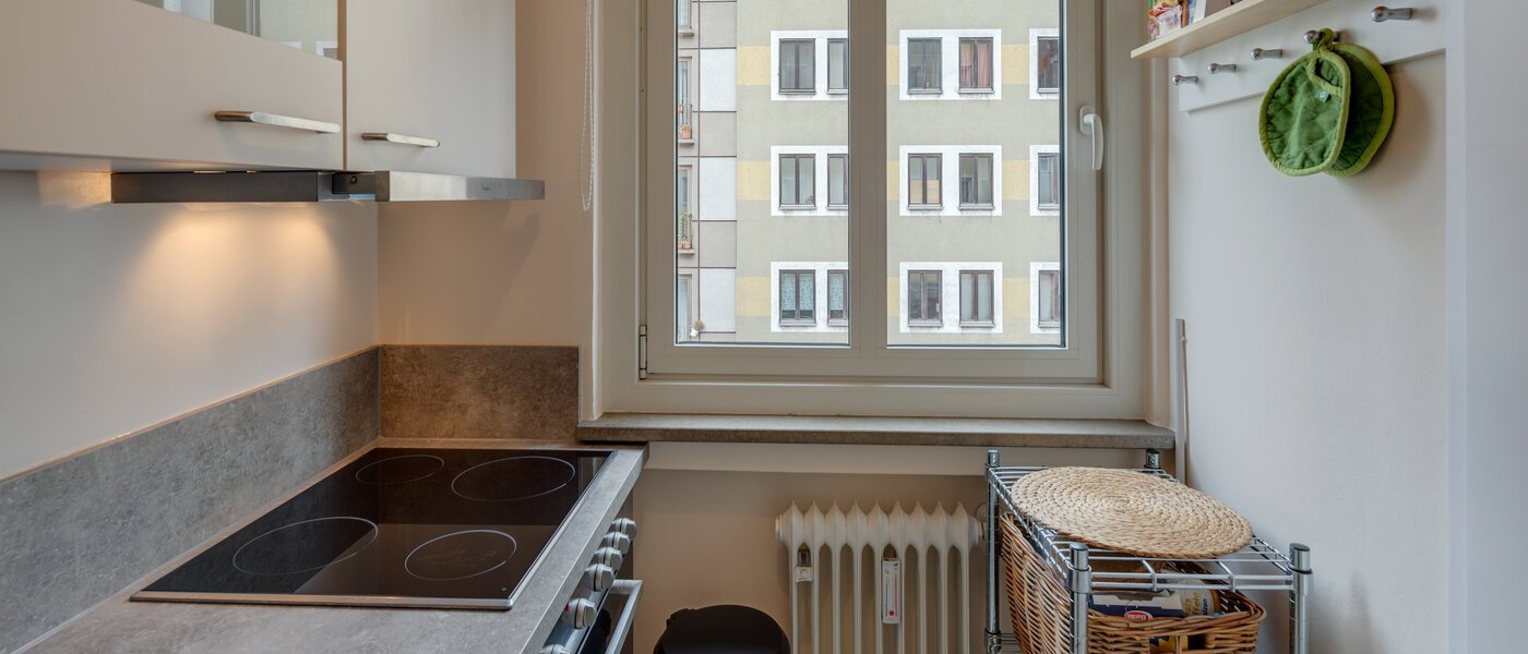 apartamento München Schwabing (links der Leopoldstraße) 02 cocina 3177