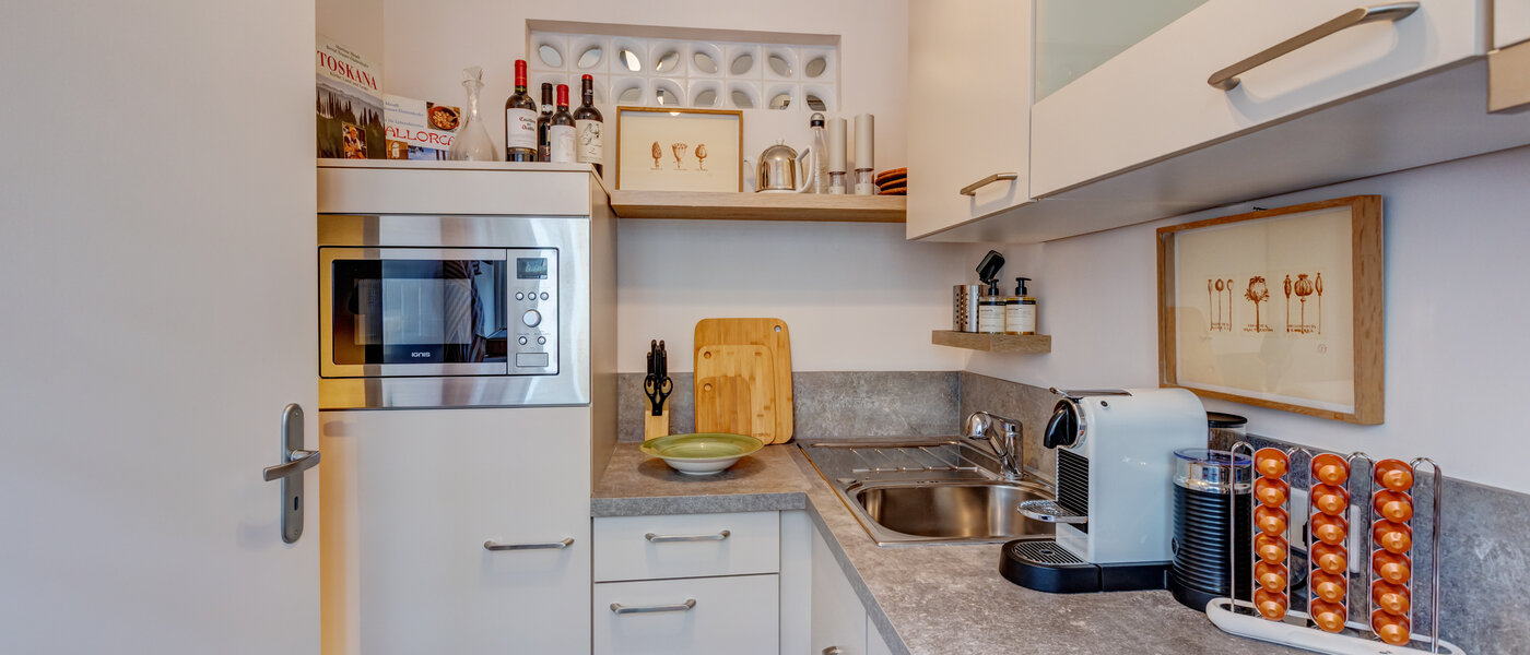 apartamento München Schwabing (links der Leopoldstraße) 02 cocina 3177