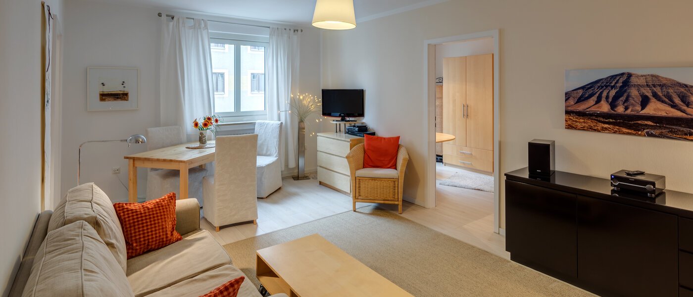 apartamento München Schwabing (links der Leopoldstraße) 02 sala de estar 3177