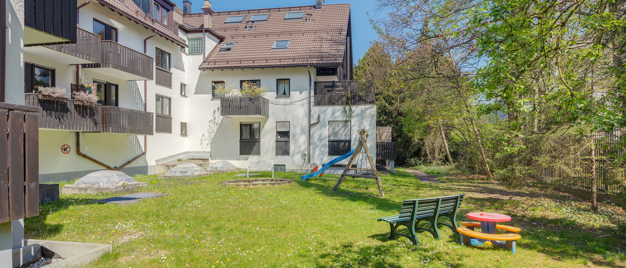 dúplex München Herzogpark 01 jardín comunitario 3249