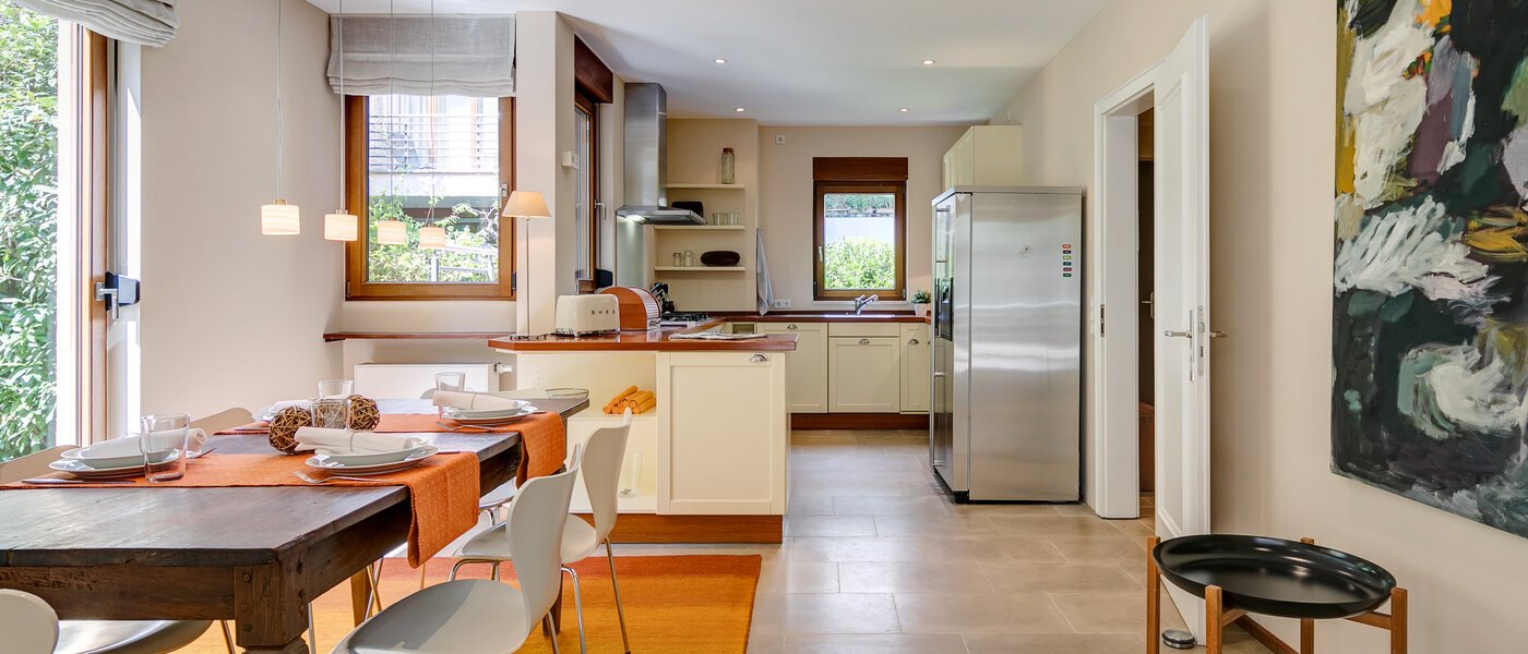 casa pareada München Schwabing (links der Leopoldstraße) 02 zona comedor 3396