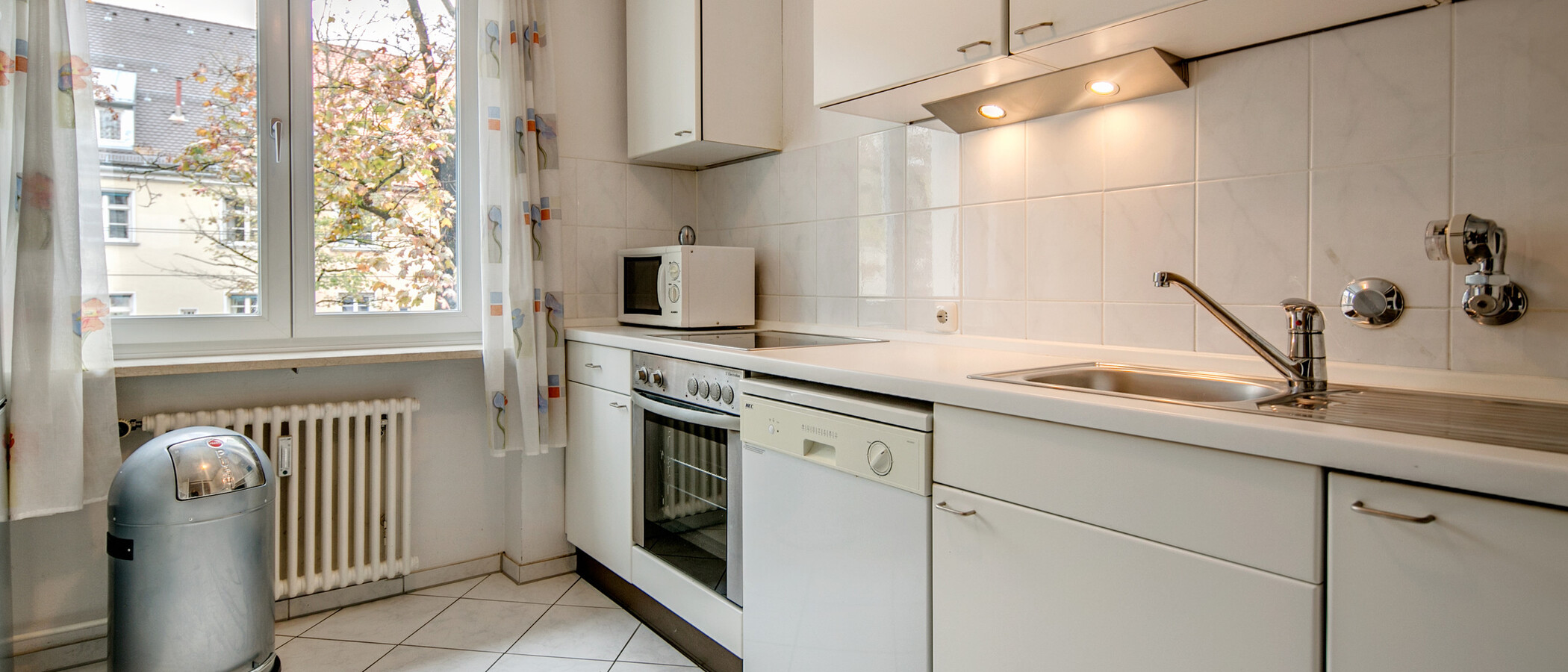 apartamento München Schwabing-Nord (zw. Belgrad- & Leopoldstraße) 02 cocina 342