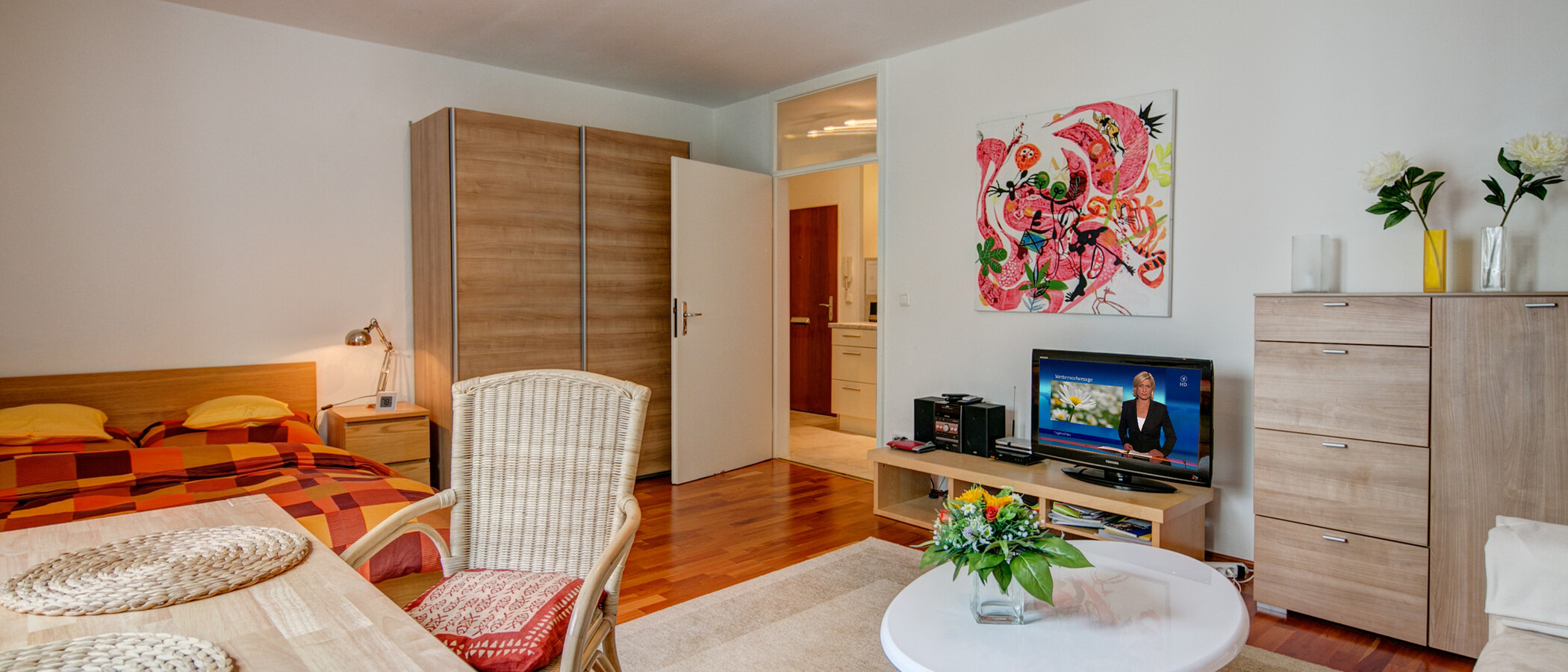 apartamento München Schwabing-West (rund um den Hohenzollernplatz) 04 salón 3569