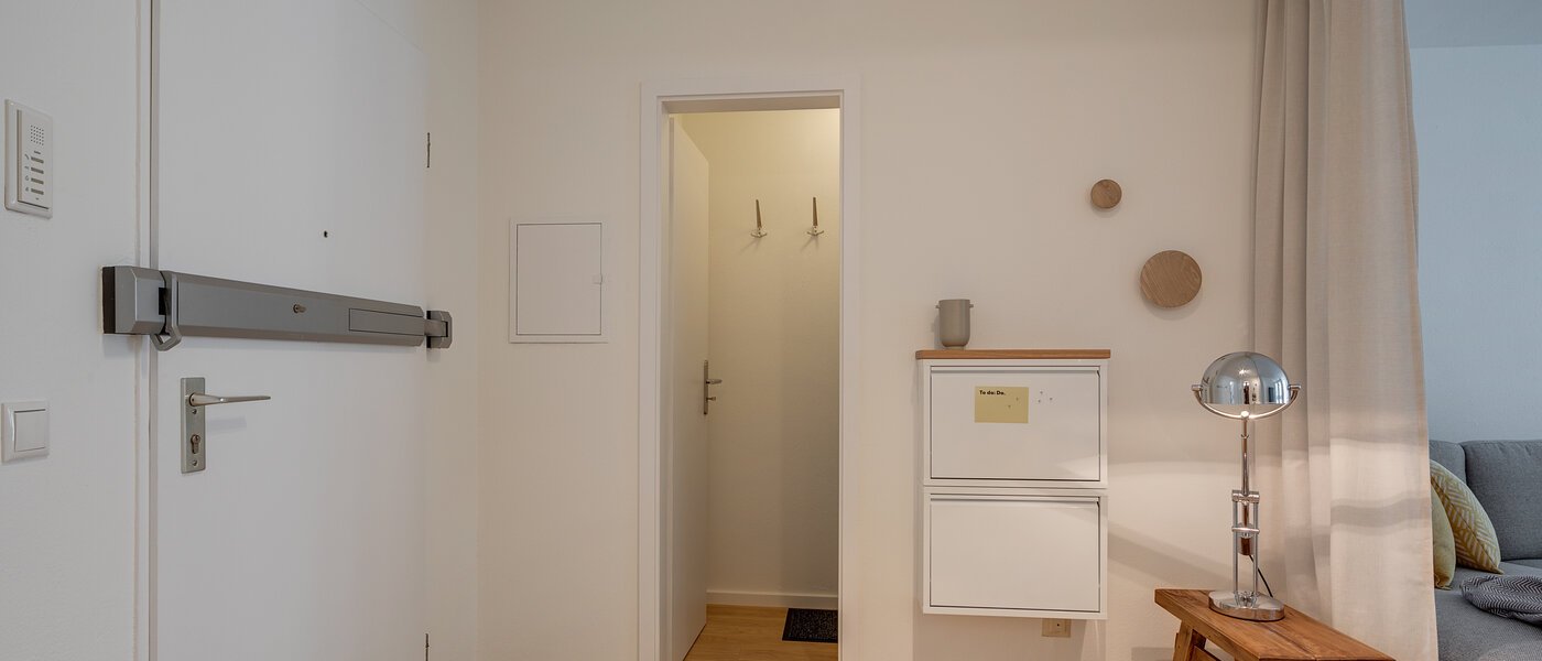 apartamento München Schwabing (rechts der Leopoldstraße) 02 pasillo 361