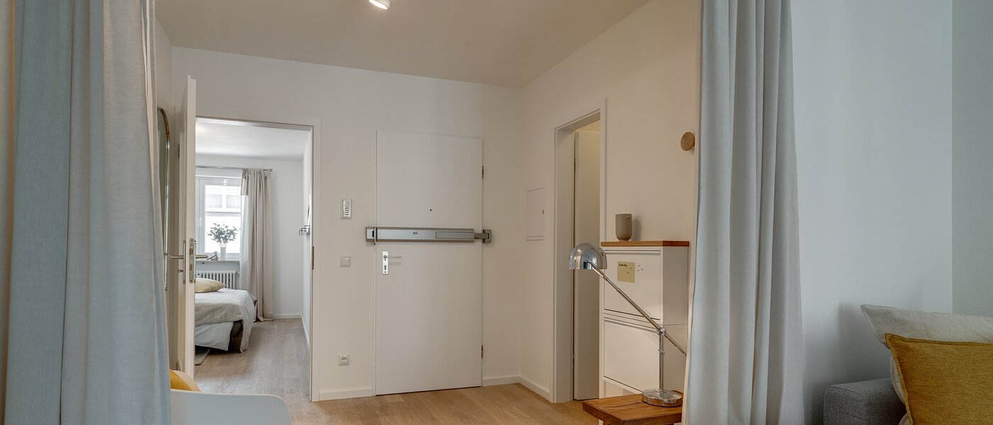 apartamento München Schwabing (rechts der Leopoldstraße) 03 pasillo 361