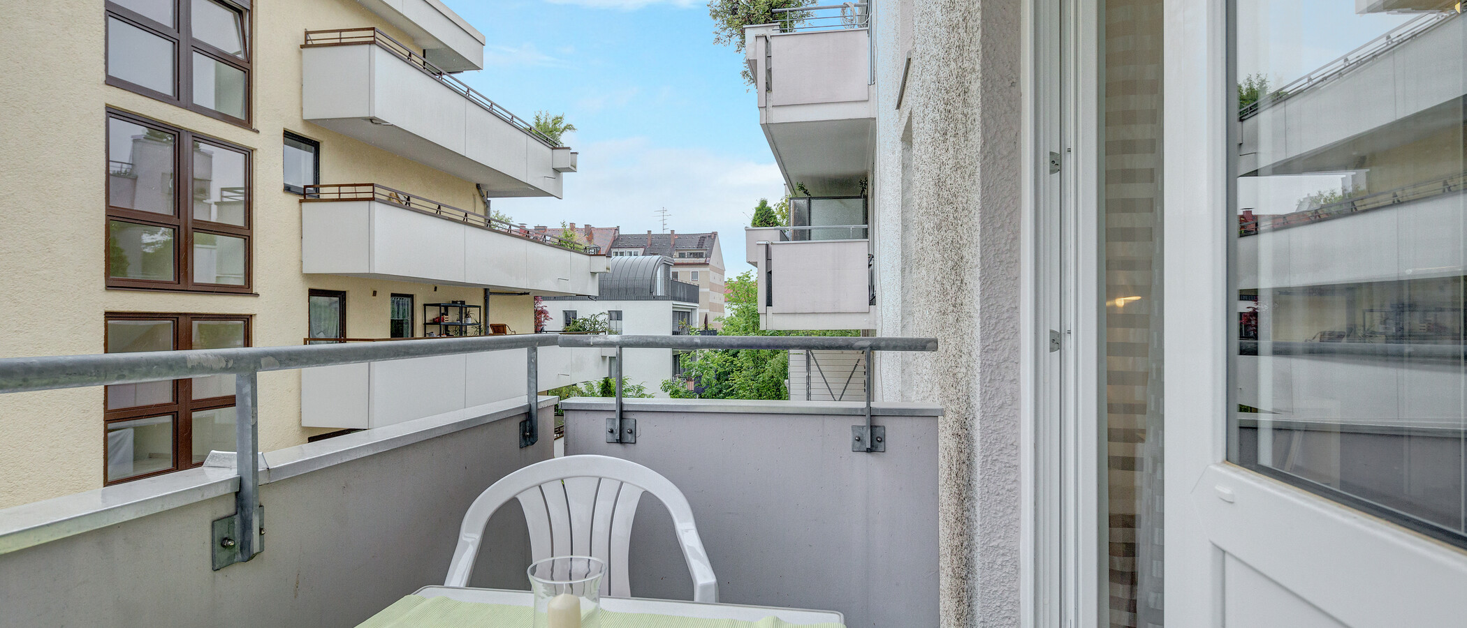 apartamento München Schwabing (links der Leopoldstraße) 01 balcón 386