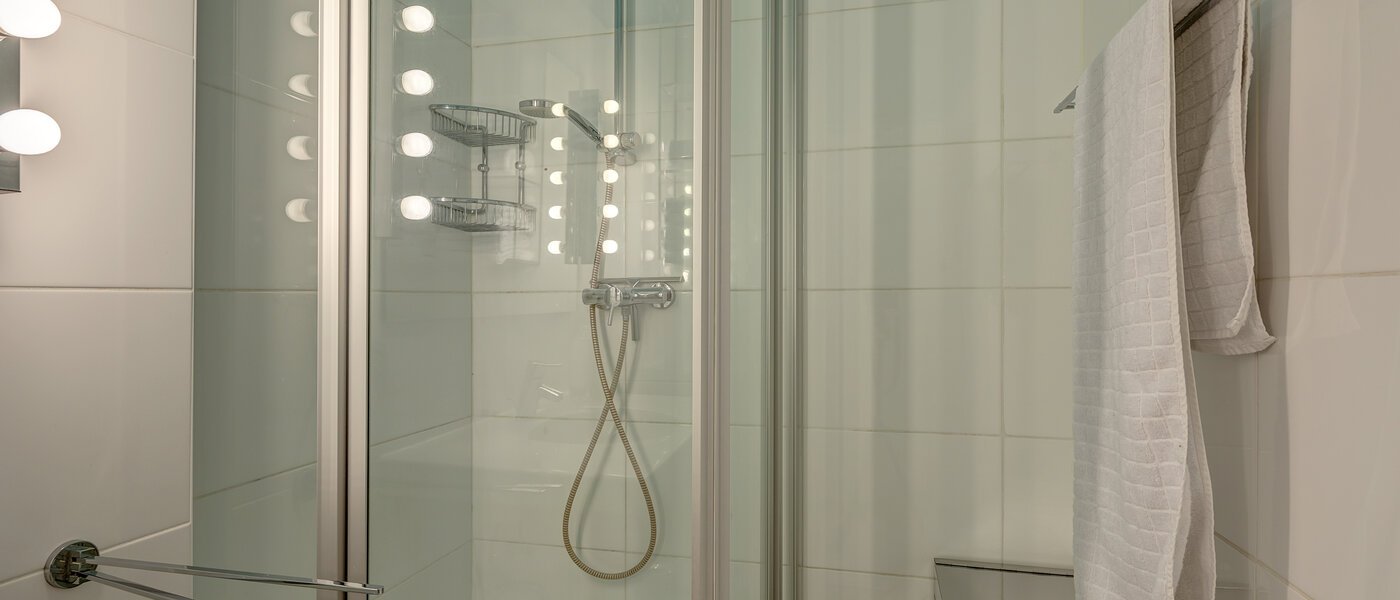 apartamento München Maxvorstadt - Rund um den Josephplatz 02 baño 4385