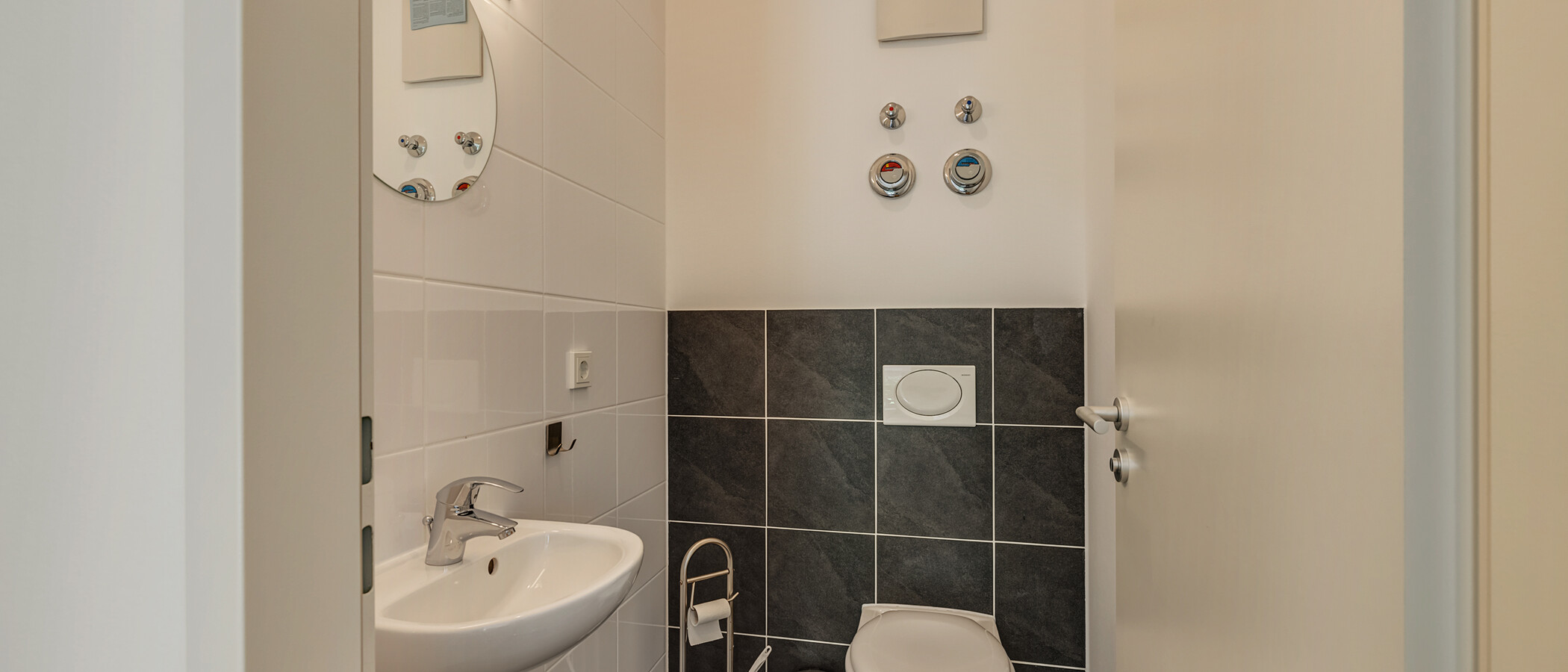 piso con jardín München Schwanthalerhöhe 01 WC de invitados 4454