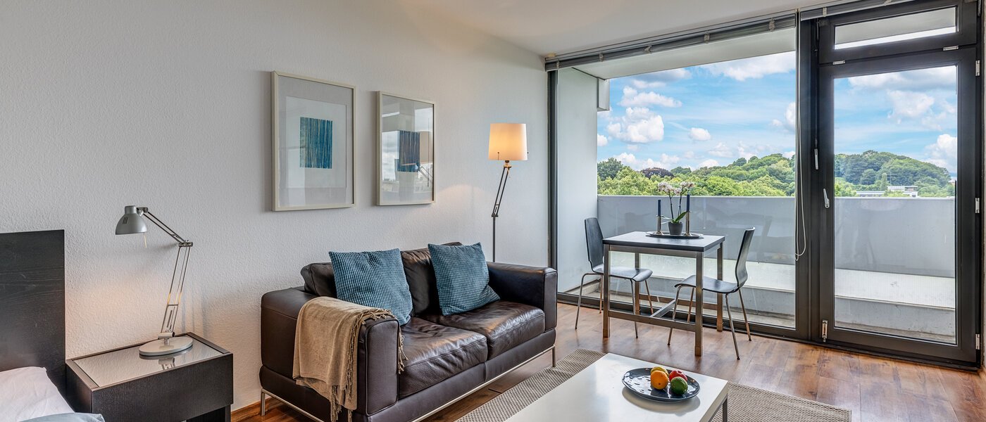 apartamento München Schwabing-West (rund um den Bonner Platz) 02 zona de día  4460