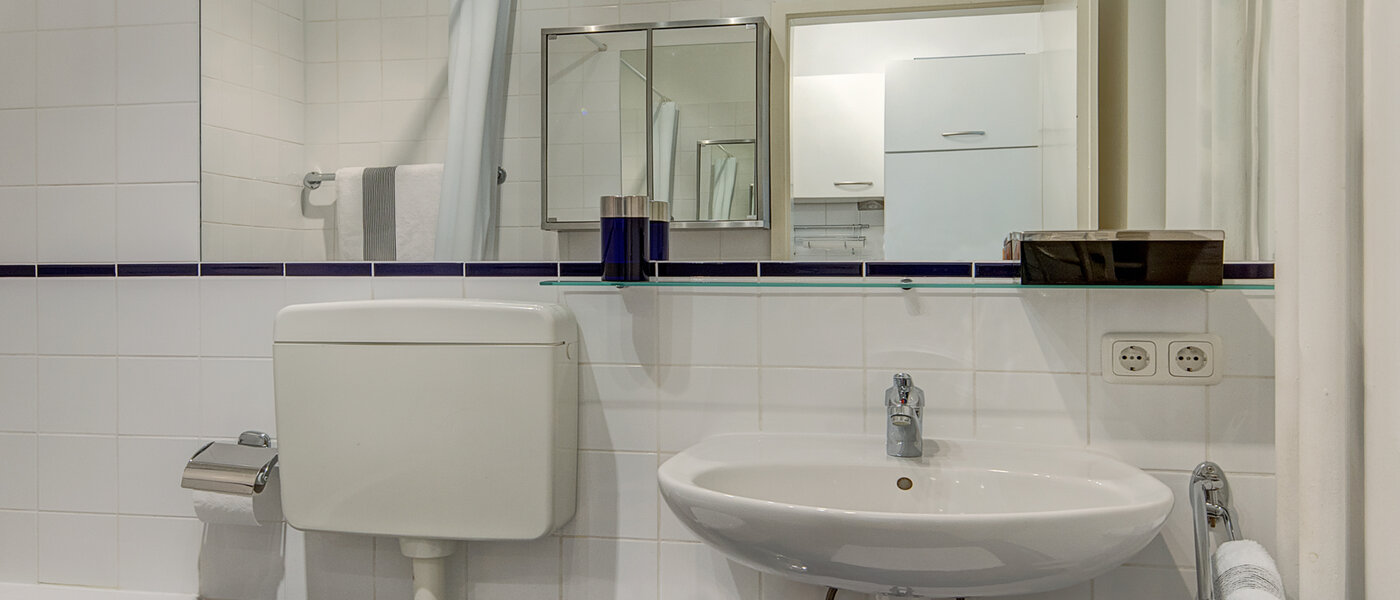 apartamento München Schwabing-West (rund um den Hohenzollernplatz) 03 baño 4507