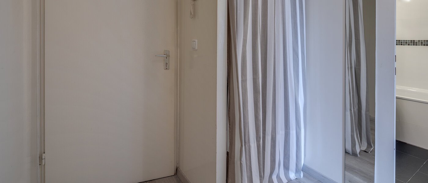 apartamento München Schwabing (rechts der Leopoldstraße) 01 pasillo 4730