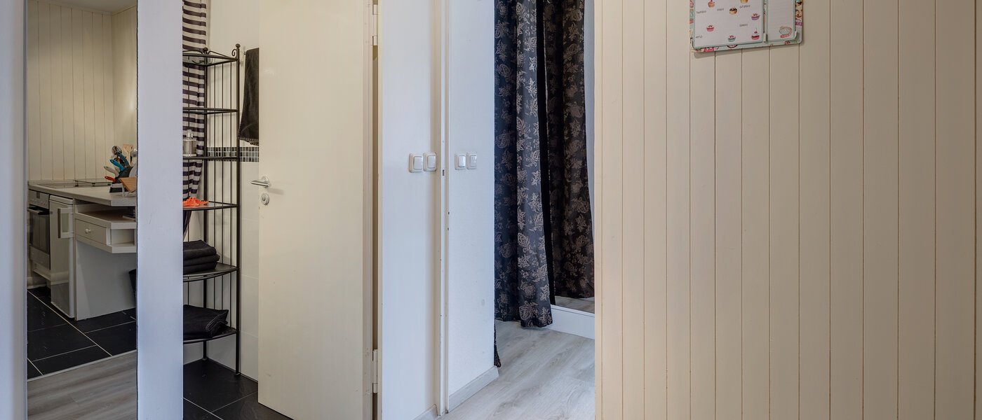 apartamento München Schwabing (rechts der Leopoldstraße) 03 pasillo 4730