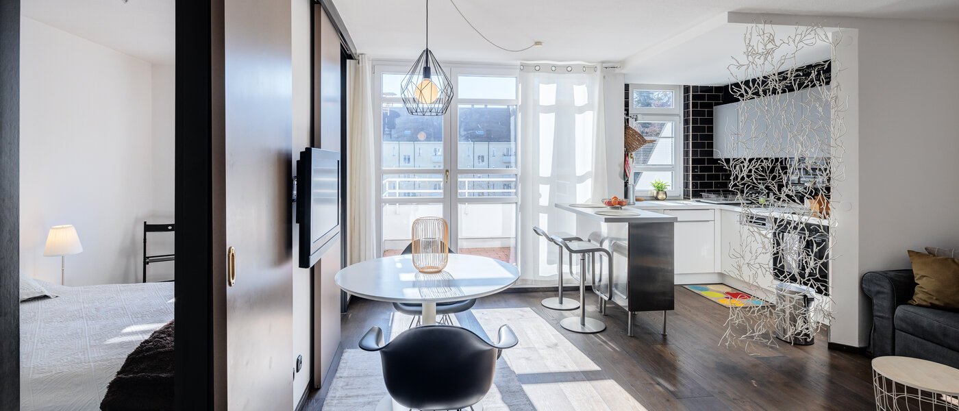 apartamento München Schwabing-West (rund um den Bonner Platz) 04 zona de día  4836