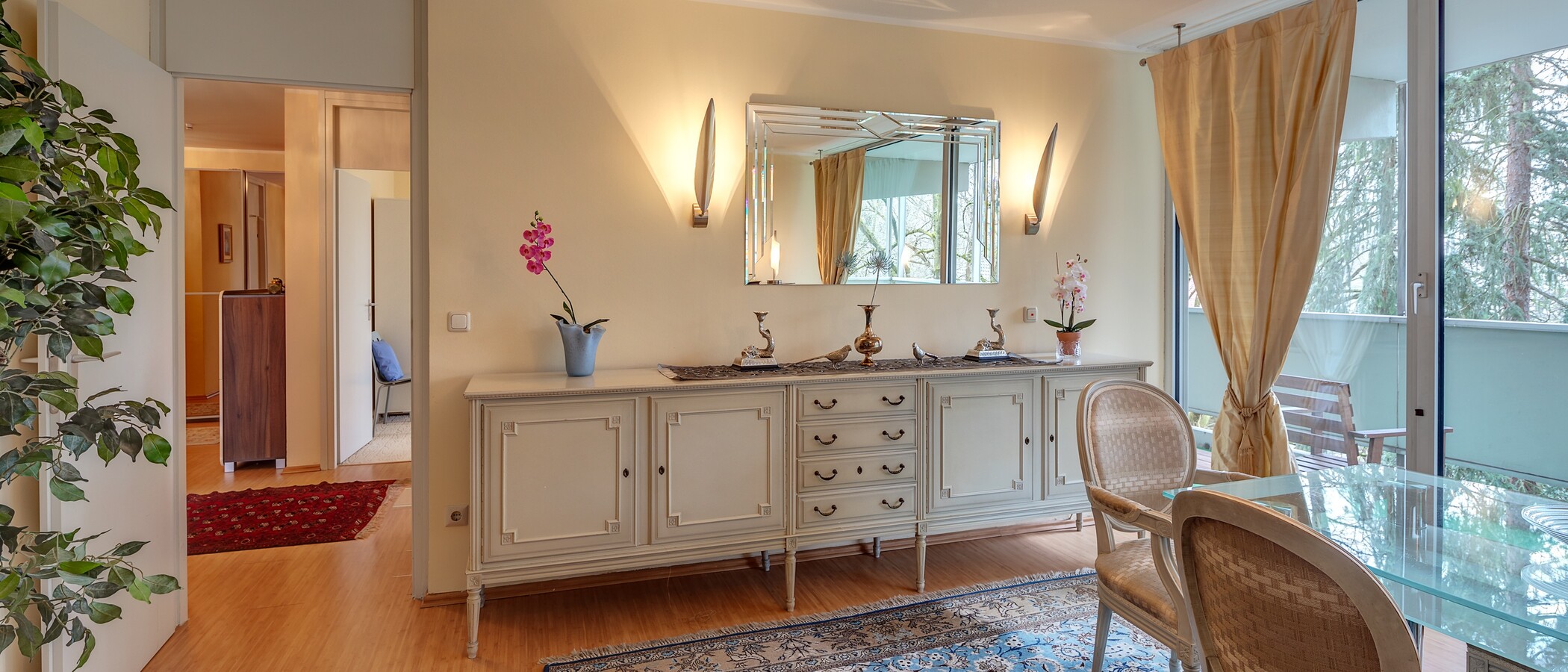 apartamento München Schwabing-Nord (zw. Leopoldstraße & Englischen Garten) 04 zona de día  4892