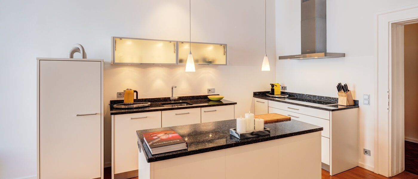 apartamento München Schwabing (links der Leopoldstraße) 02 cocina 4915