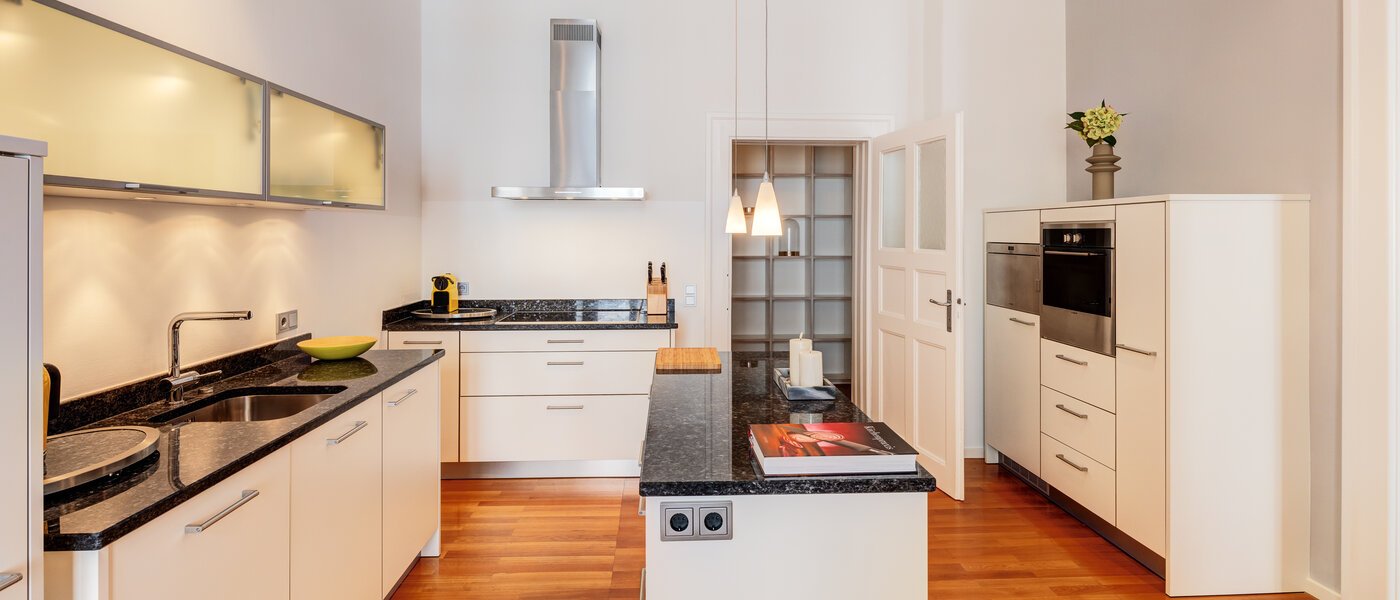 apartamento München Schwabing (links der Leopoldstraße) 03 cocina 4915