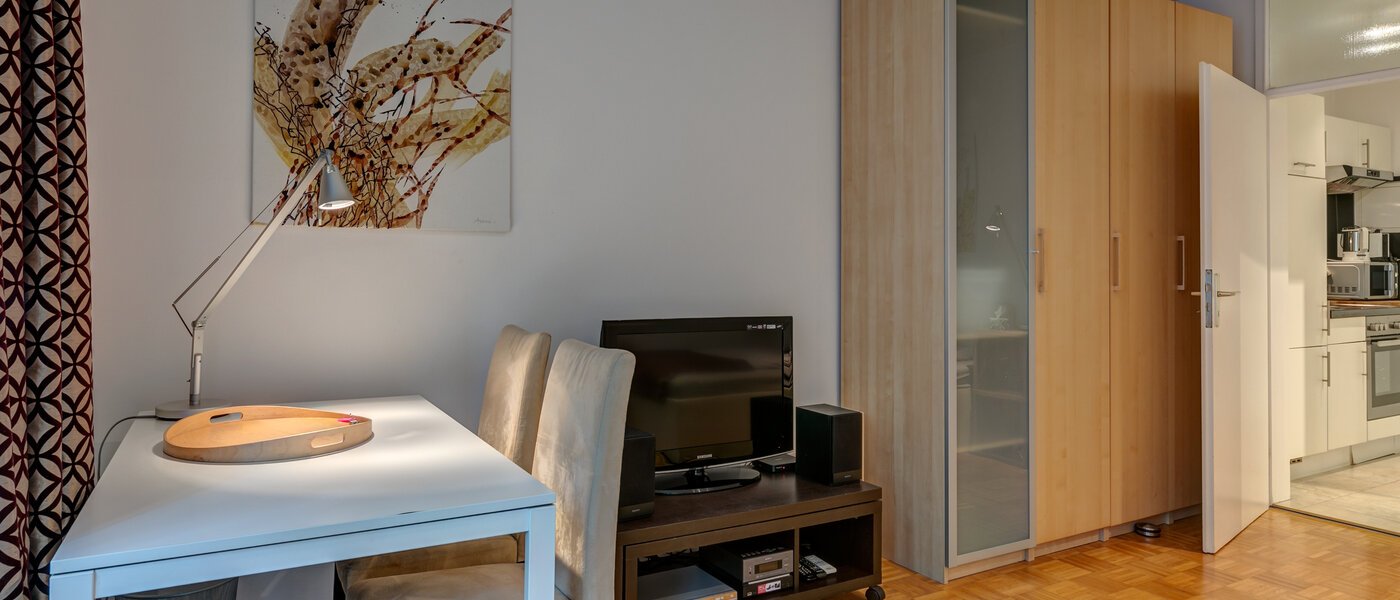 apartamento München Schwabing-West (rund um den Hohenzollernplatz) 02 zona de día  4983