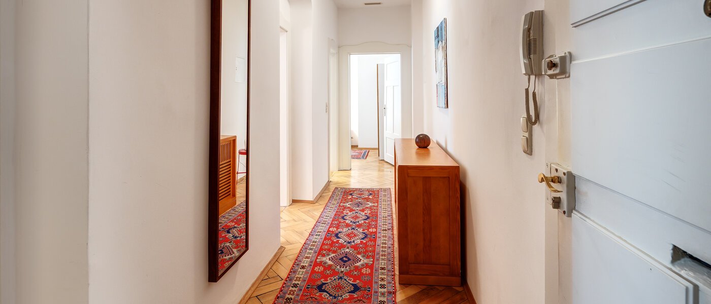 apartamento München Neuhausen 02 pasillo 5003