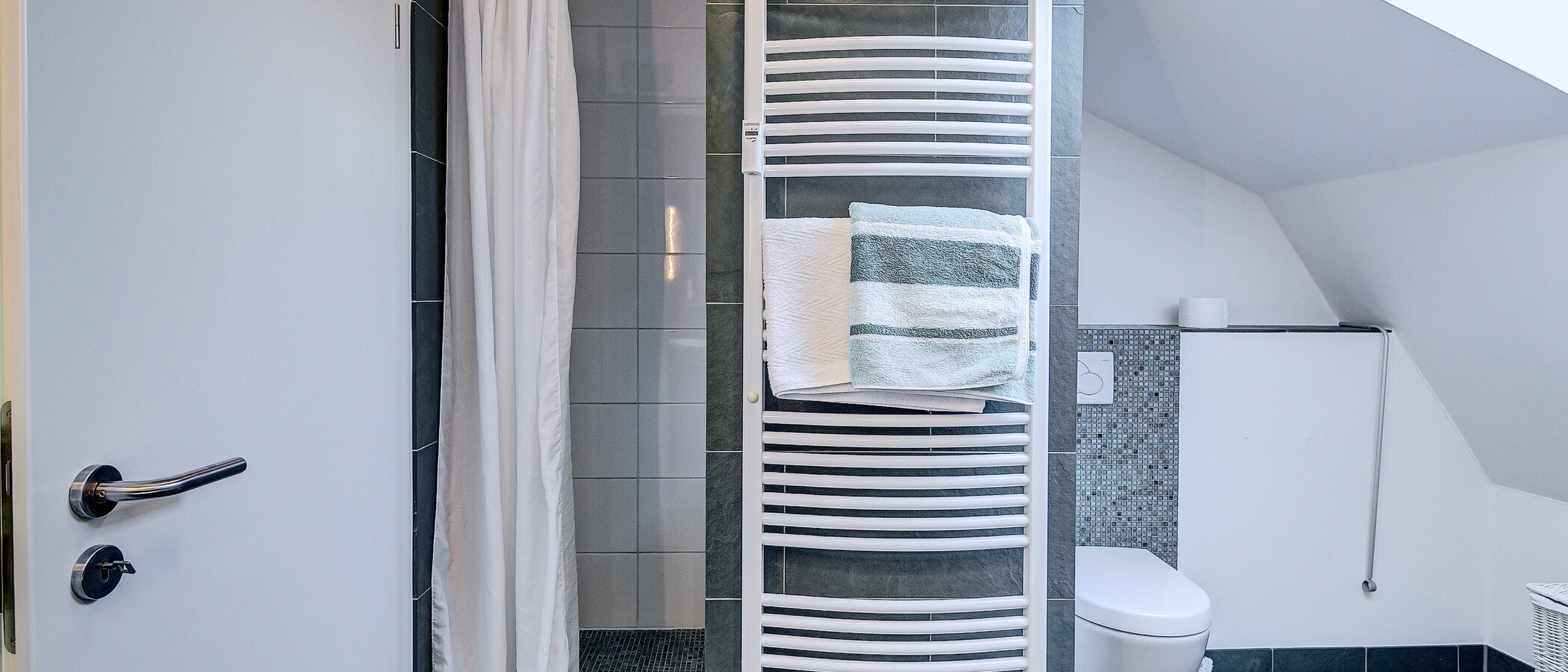 ático con terraza München Schwabing-West 03 baño 5041