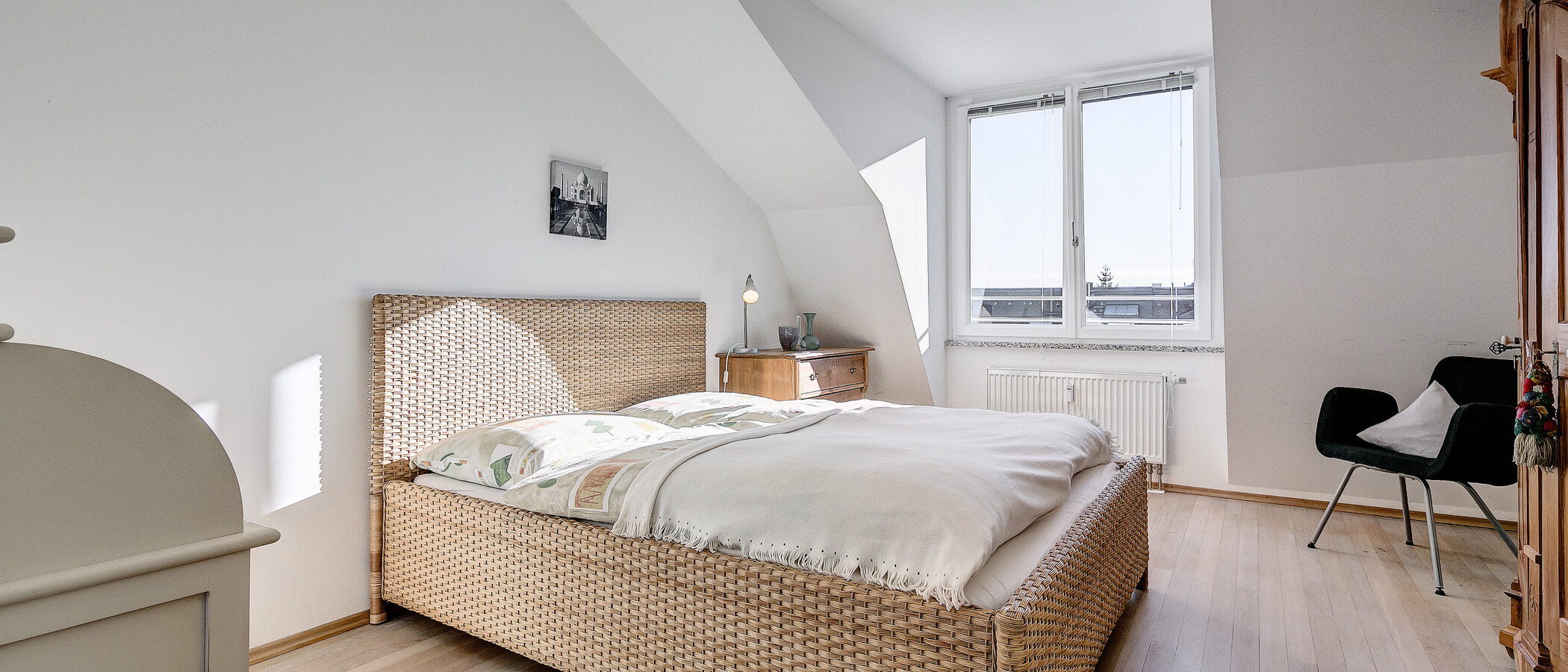 ático con terraza München Schwabing-West 01 dormitorio 5041