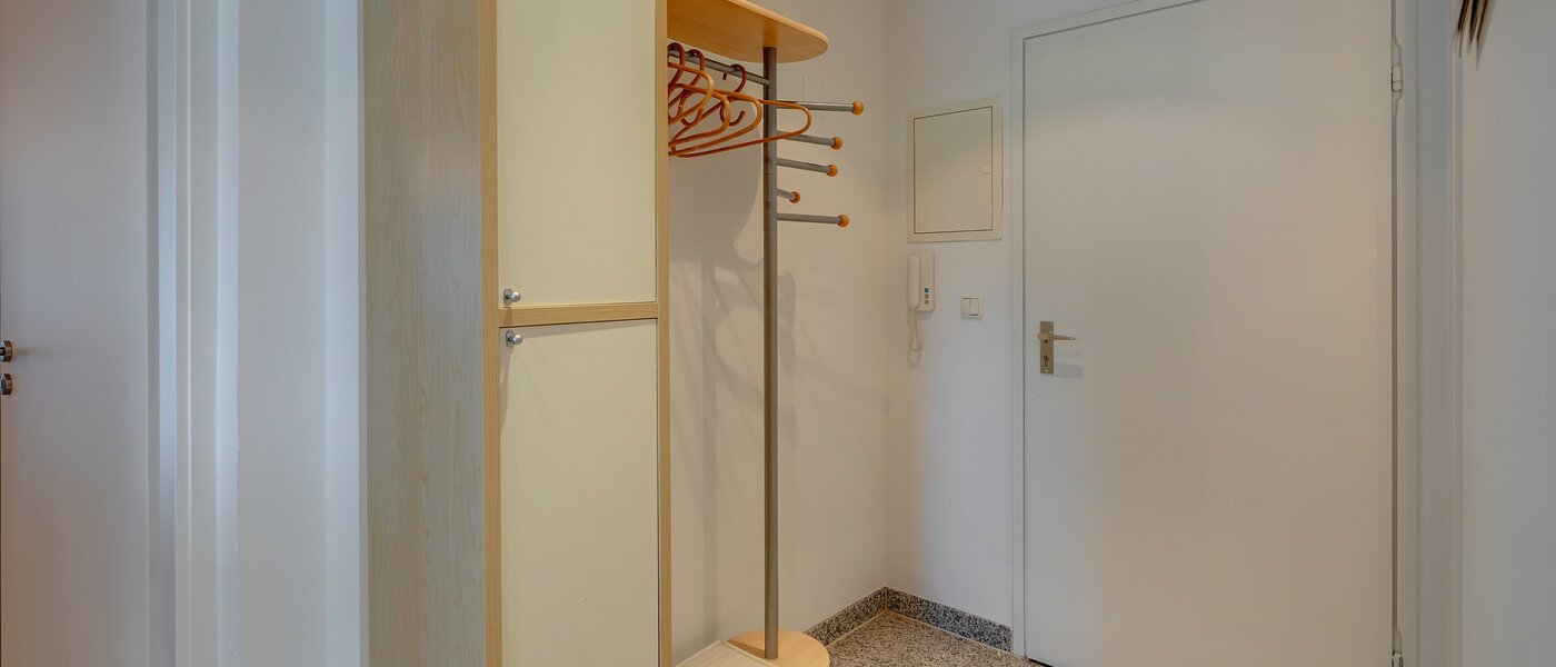 apartamento München Schwabing 01 pasillo 5064