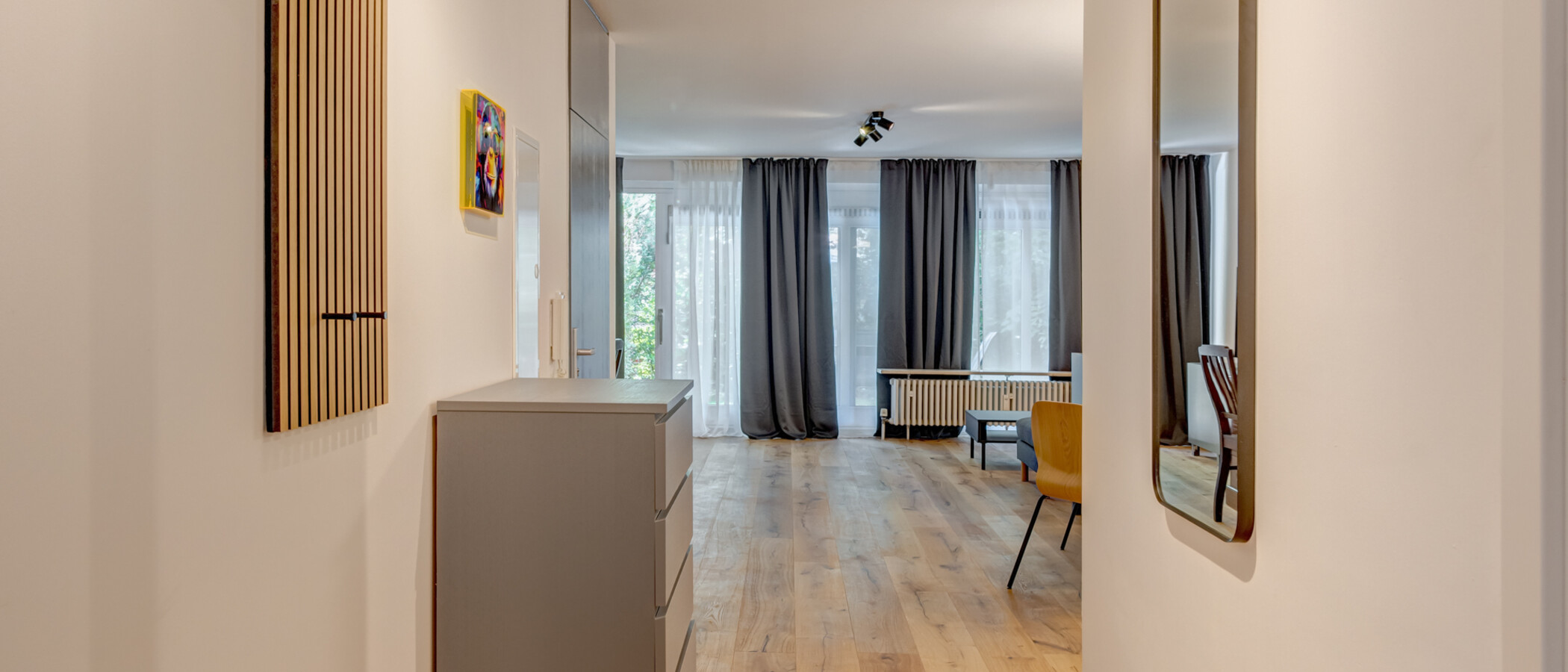 piso con jardín München Solln 02 pasillo 515