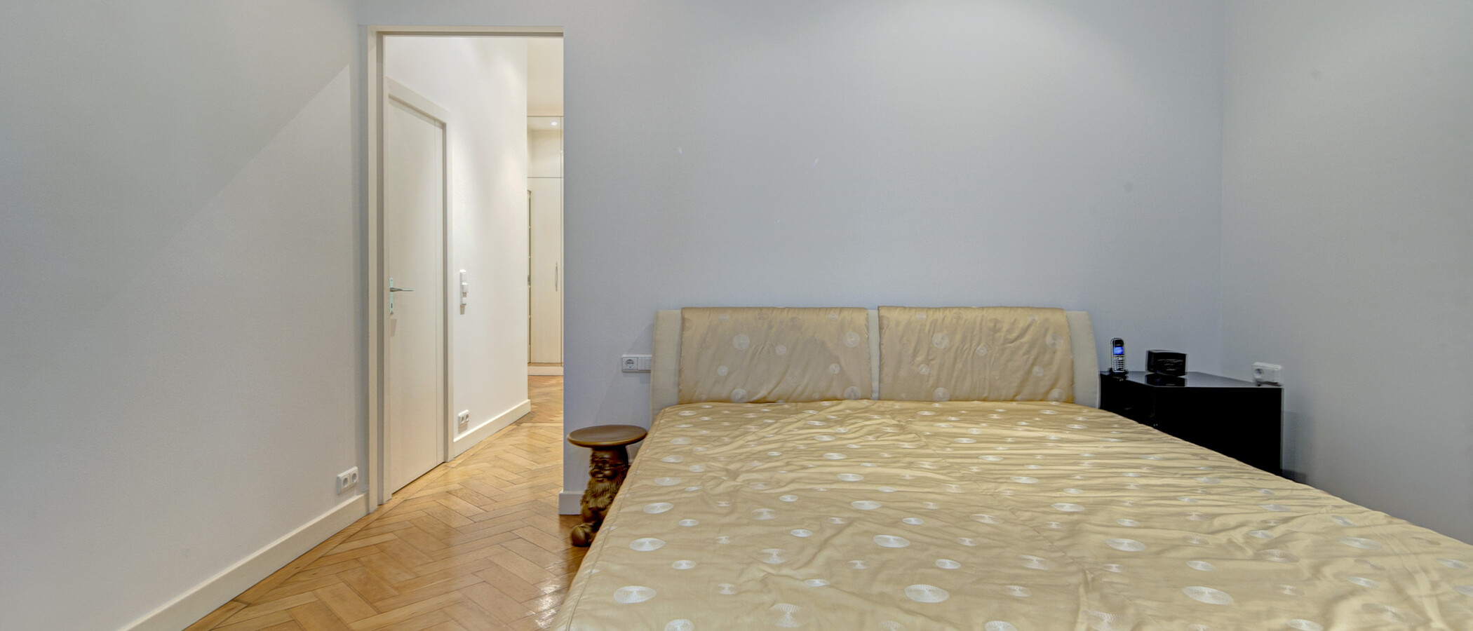apartamento München Schwabing-West (rund um den Hohenzollernplatz) 04 dormitorio 5273