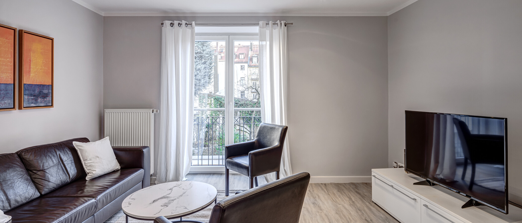 apartamento München Schwabing-Nord (zw. Leopoldstraße & Englischen Garten) 02 zona de día  5559