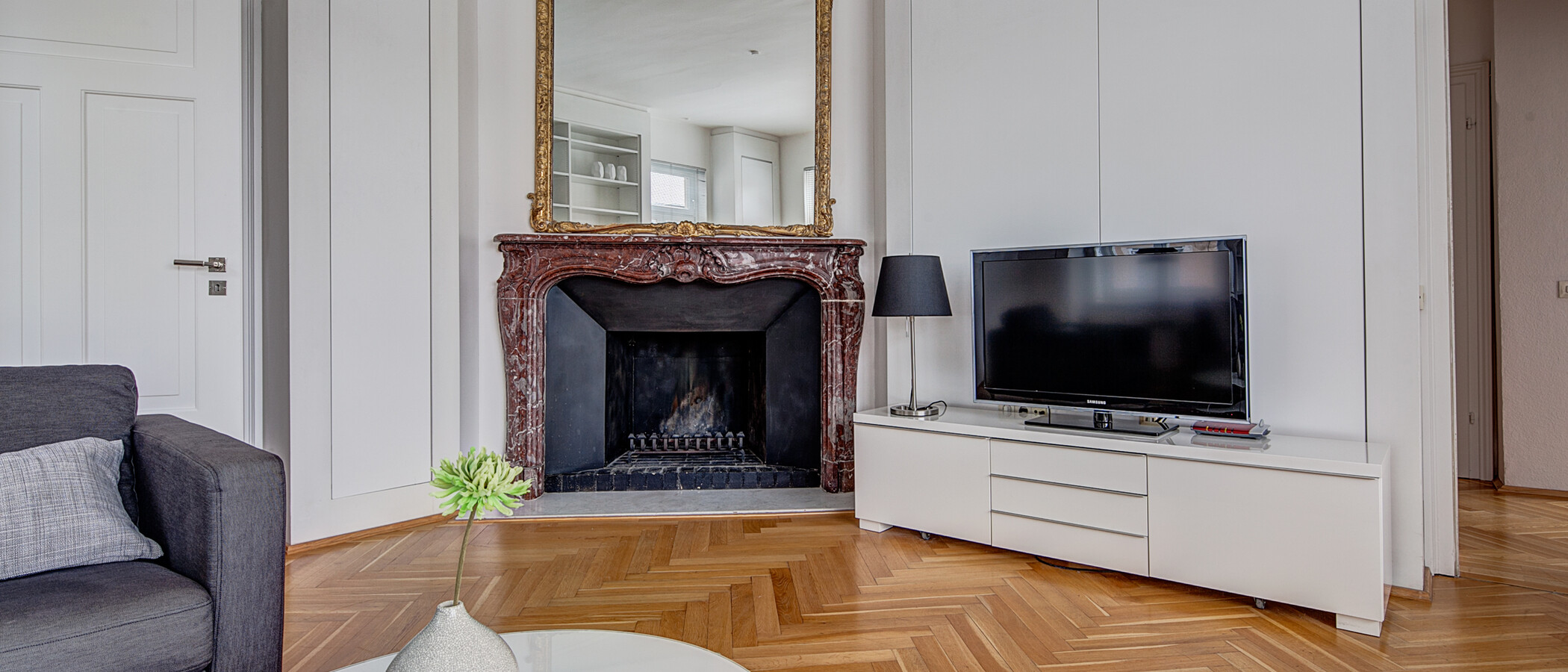 apartamento München Schwabing (links der Leopoldstraße) 04 salón 556