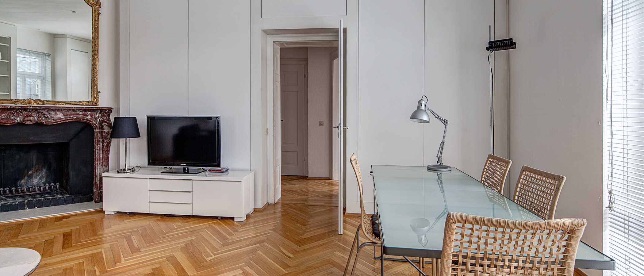 apartamento München Schwabing (links der Leopoldstraße) 05 salón 556