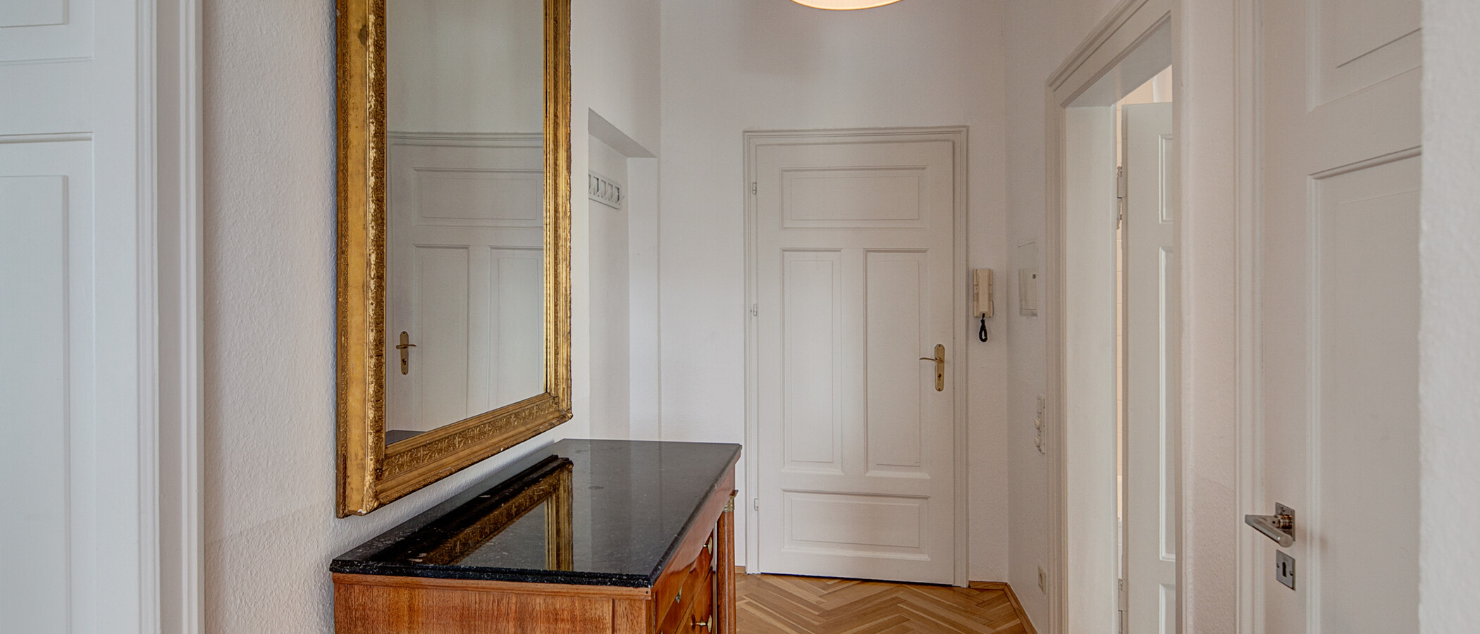 apartamento München Schwabing (links der Leopoldstraße) 02 pasillo 556