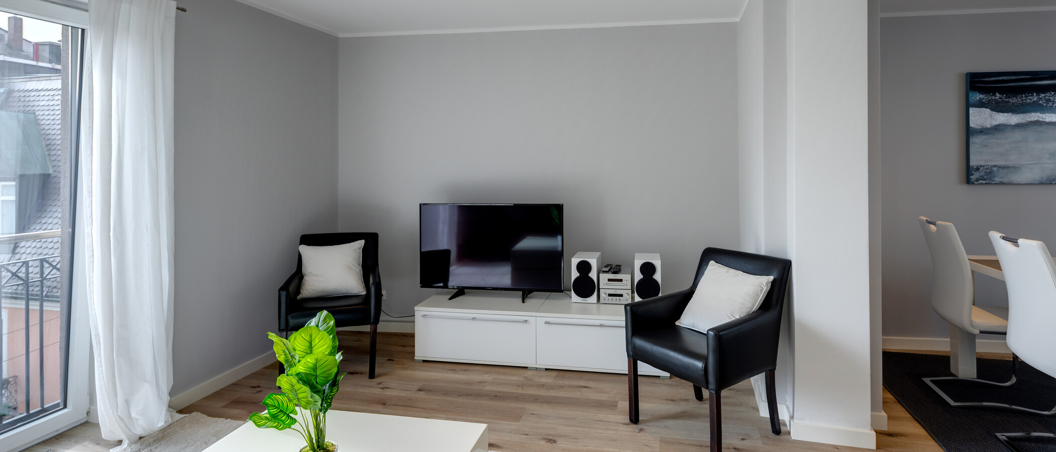 apartamento München Schwabing-Nord (zw. Leopoldstraße & Englischen Garten) 02 zona de día  5577