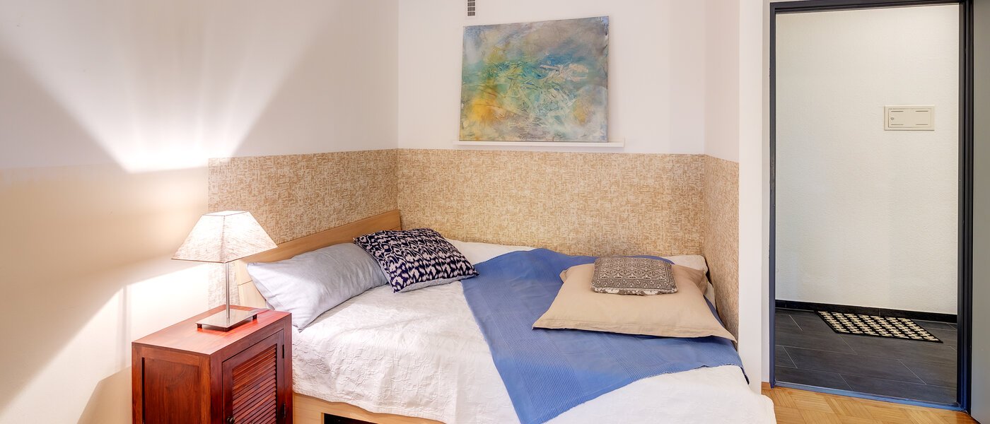 apartamento München Schwabing-Nord (zw. Belgrad- & Leopoldstraße) 01 zona de dormir 565