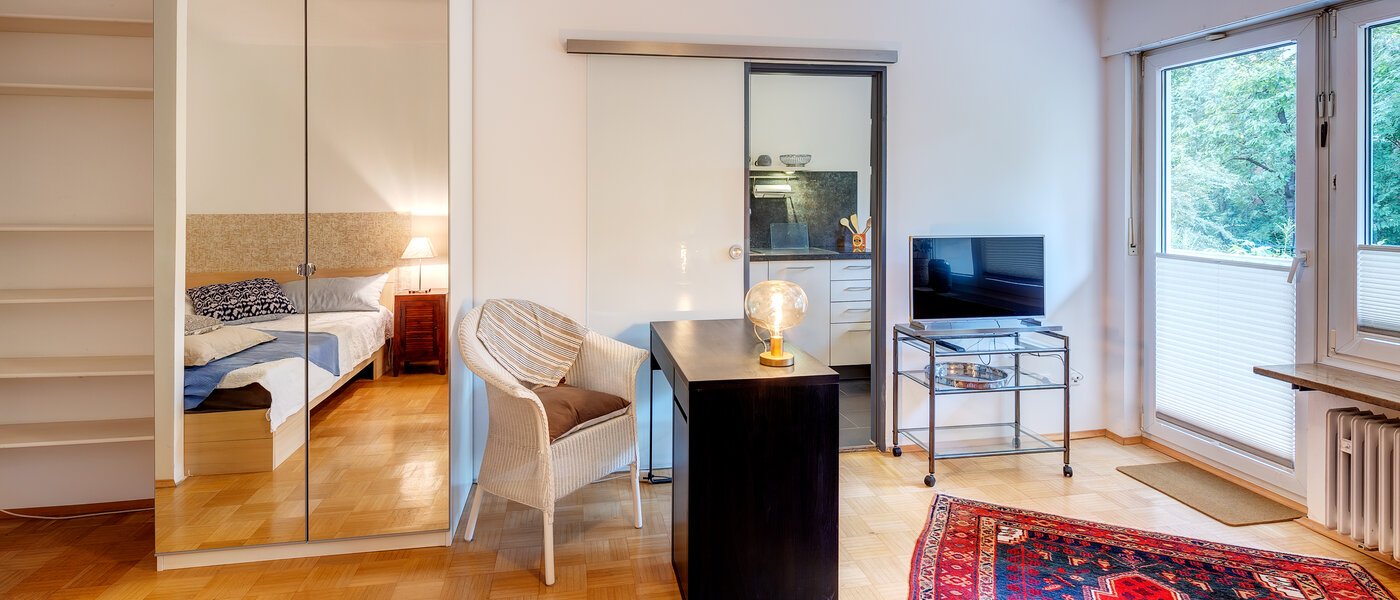 apartamento München Schwabing-Nord (zw. Belgrad- & Leopoldstraße) 02 zona de día  565